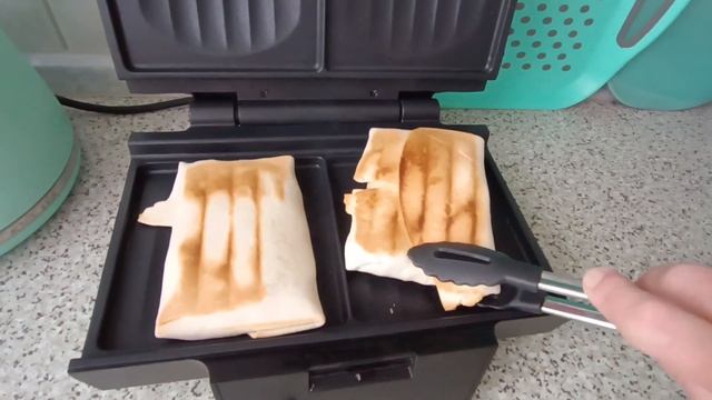 Vlog ?? Конвертики из лаваша с овощами и колбасой // Блинчики с мягким шоколадом Nutella смотреть онлайн