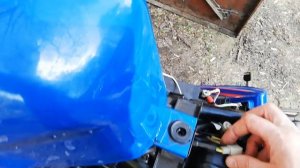 Снимаем топливный бак. Стелс дельта 200.