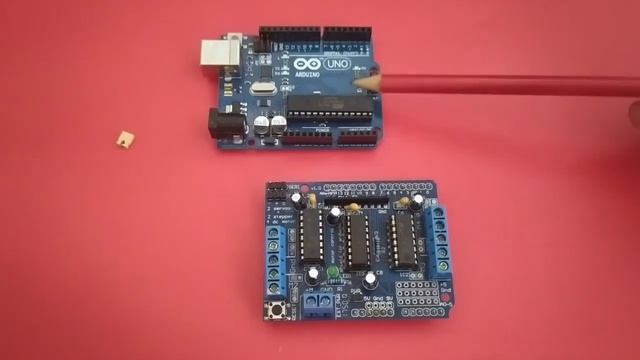 TUTORIAL: How to use L293D Motor Driver Shield with Arduino смотреть онлайн