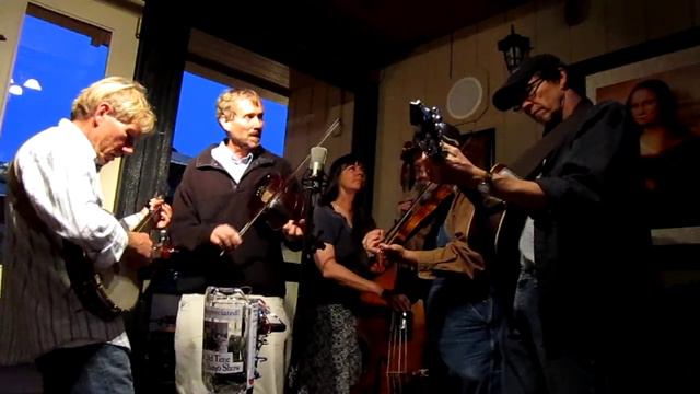 Pig in a Pen - The Old-Time Fiddle and Banjo Show смотреть онлайн