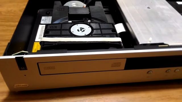 ARCAM FMJ CD23 TOP CD PLAYER AUDIOPHILE  DAC RING 24bit VS ARCAM DELTA DV88.