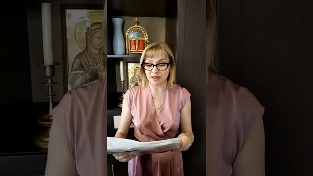Ирина Катышева читает стихотворение Иосифа Бродского "В темноте у окна" смотреть онлайн