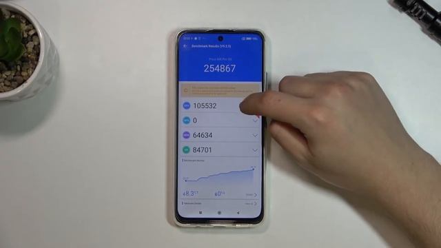 тестирование POCO M4 Pro 5G в программе Antutu Benchmark