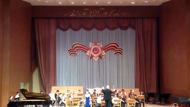 «Огонек» исполняет студентка 3 курса Динара Хафизова смотреть онлайн