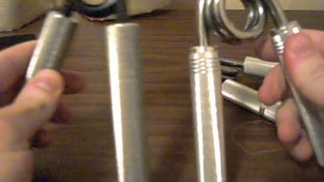 Unboxing Heavy Grips 300 lbs; 350 lbs и немного об Atomgripz The Quad Band смотреть онлайн