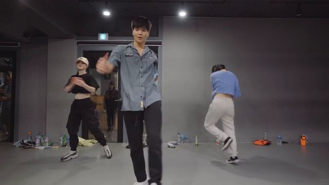 Christopher - Real Life / Tina Boo Choreography смотреть онлайн