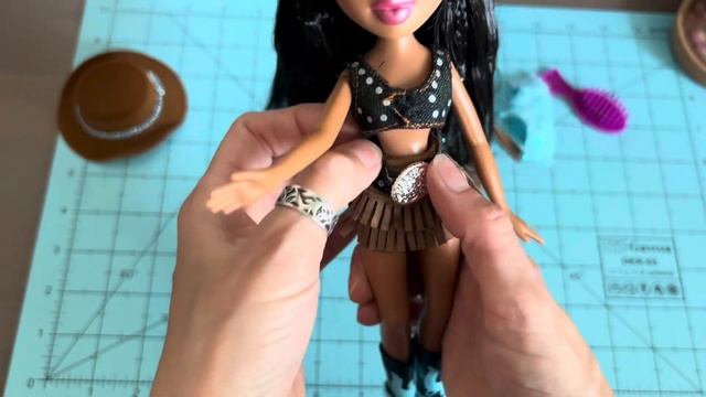 Обзор Bratz Kiana 2022 смотреть онлайн