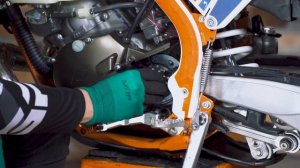 Замена звёзд эндуро мотоцикла