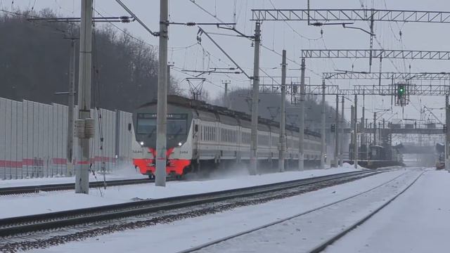 ЧС7 (поезд Москва - Анапа), ВЛ11м, 2М62У, ЭС2Г, ЭШ2, ЭП2Д, ЭД4М, ЭП20 смотреть онлайн