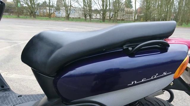 2000 YAMAHA YN50 NEOS 50 2T SCOOTER MOPED SPORTS EXHAUST GWO NEW MOT & TAX 40MPH смотреть онлайн
