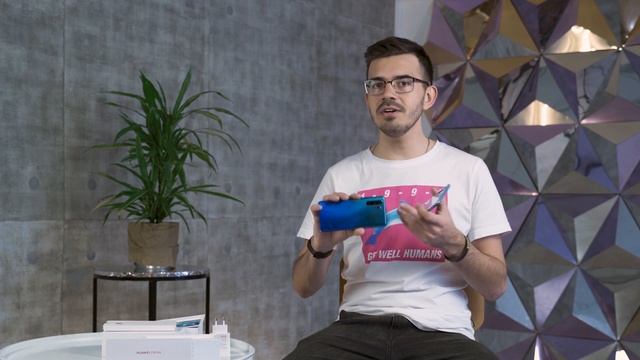 Обзор Huawei P30 и P30 Pro | h! - сеть магазинов электроники Huawei и HONOR смотреть онлайн