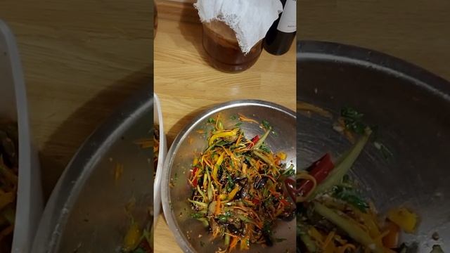 Корейский салат смотреть онлайн