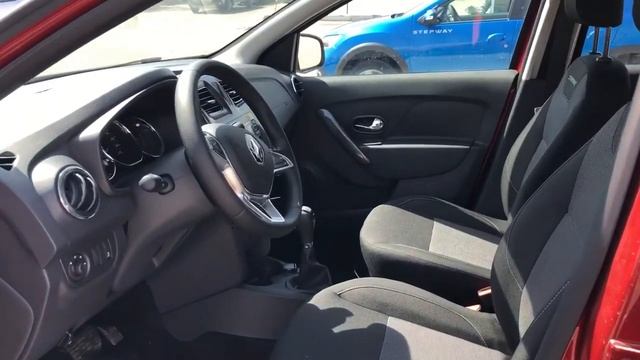 Видеопрезентация автомобиля Renault Sandero SW смотреть онлайн