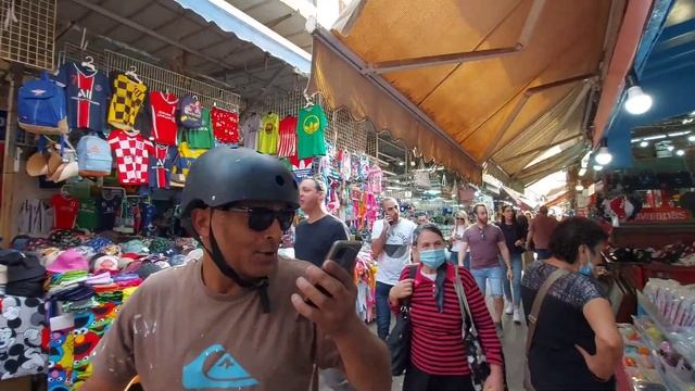 А вы любите гулять по рынкам? Мы забрели на Знаменитый на весь Израиль - Рынок Кармэль в Тель-Авиве смотреть онлайн