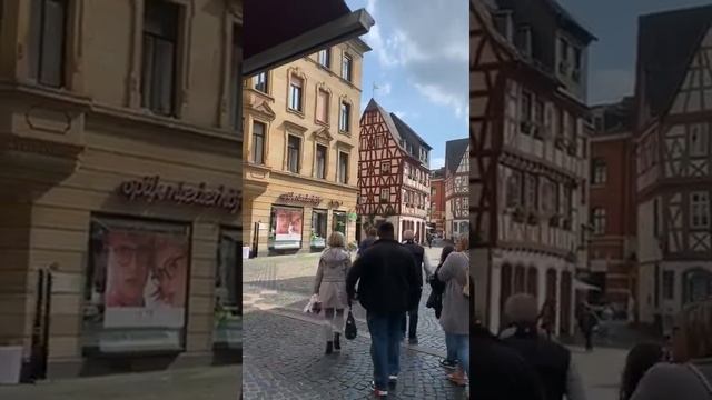 Exploring the streets of historical city mainz Germany смотреть онлайн