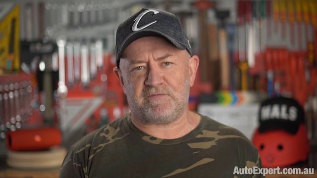 Heavy towing and auto transmissions | Auto Expert John Cadogan смотреть онлайн