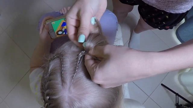 Декорированный двойной дракончик Прически на длинные волосы смотреть онлайн