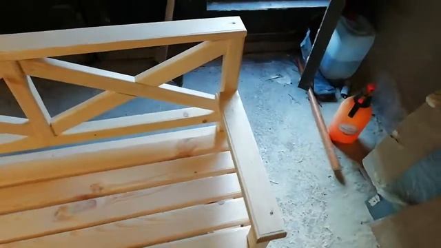 Скамейка из дерева, обзор