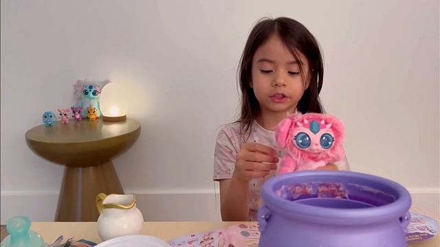 Unboxing Magic Mixies Color Surprise Magic Cauldron - Which one did I get? смотреть онлайн