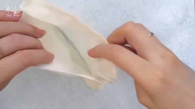 ?Делаем РАСКЛАДНОЙ ДИВАН для кукол!?✨Реалистичный ДИВАН-КРОВАТЬ в миниатюре!✨DIY смотреть онлайн