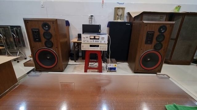 Test amply pioneer SA-7800ii và loa cerwin-vega AT-15 gửi cho bác ngoài bắc . смотреть онлайн