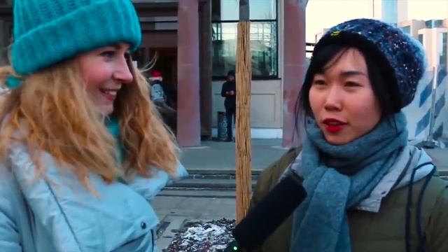 СКОЛЬКО ДОЛЖЕН ЗАРАБАТЫВАТЬ МУЖЧИНА Реальный опрос девушек Москвы. смотреть онлайн