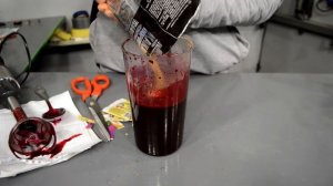 Как сделать ИСКУССТВЕННУЮ КРОВЬ в домашних условиях? ОЧЕНЬ ПРОСТОЙ СПОСОБ!