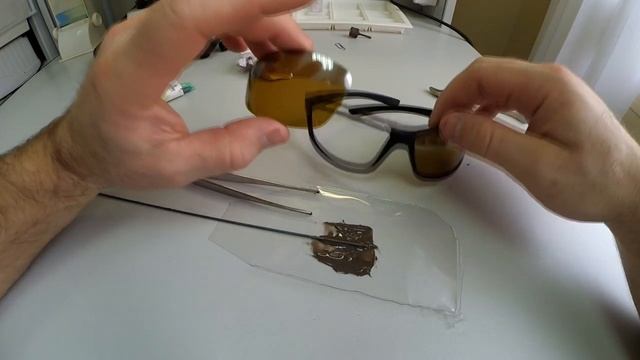 Ремонт лопнувшей оправы солнцезащитных очков смотреть онлайн