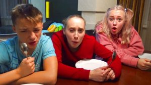 ОГРОМНЫЙ Боби СОЖРАЛ ВСЮ НАШУ ПИЦЦУ!! СЕРИЯ 2 !! Ledi Kapa