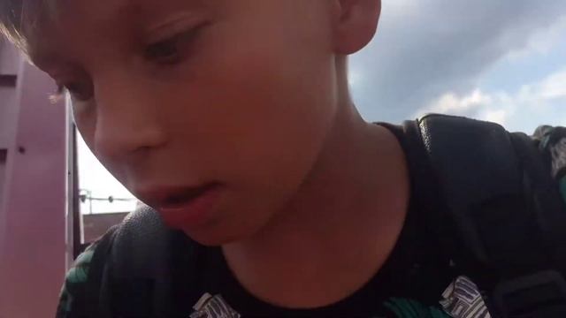 Лезем на крышу чуть не приняли?! смотреть онлайн