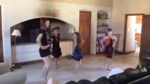 Танец - подарок маме на День Рождения