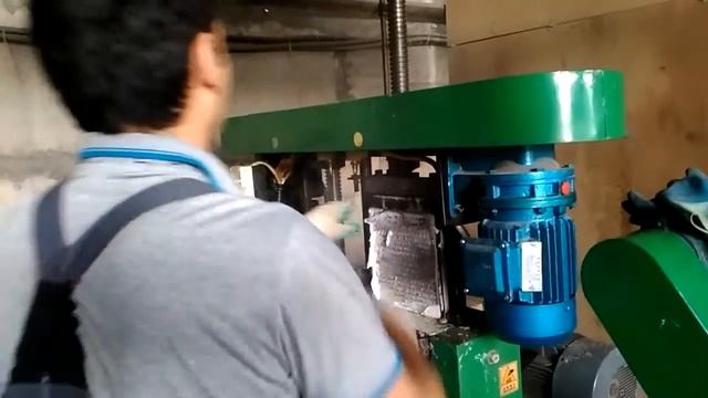 Смена сетки на первом каскаде гранулятора MS-135/120 смотреть онлайн