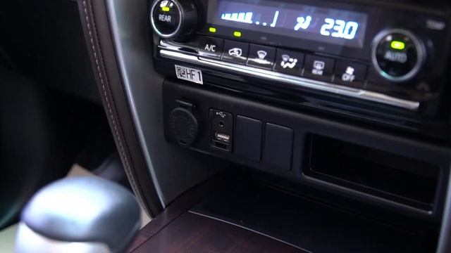 รีวิวToyota Fortuner 2.4 V 2WD 2018 ฟรีดาวน์ โตโยต้า ฟอร์จูนเนอร์ รถครอบครัวมือสอง ไมล์น้อย ราคาถูก смотреть онлайн