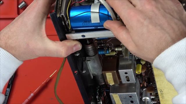 STUNNING 1960s B&O Vintage Radio - BEOMASTER 900K - Can I FIX it? смотреть онлайн