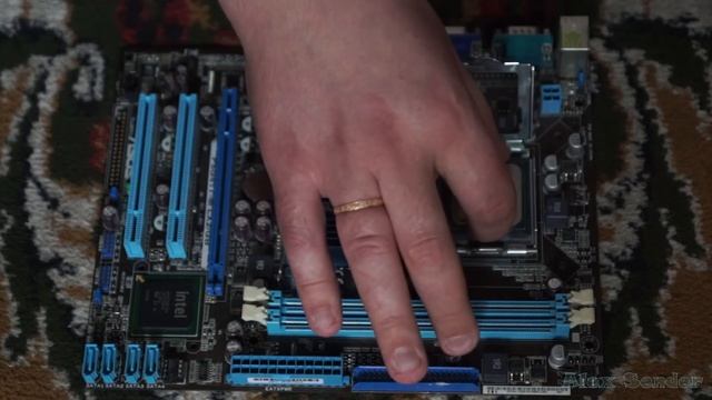 Как заменить процессор Intel на материнской плате ПК смотреть онлайн
