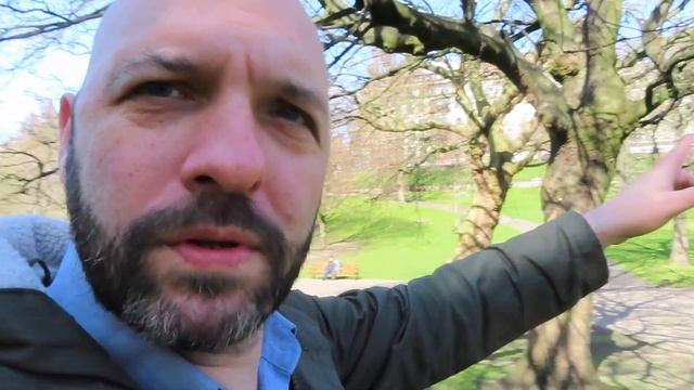 4 wee facts about Princes Street Gardens- Edinburgh смотреть онлайн