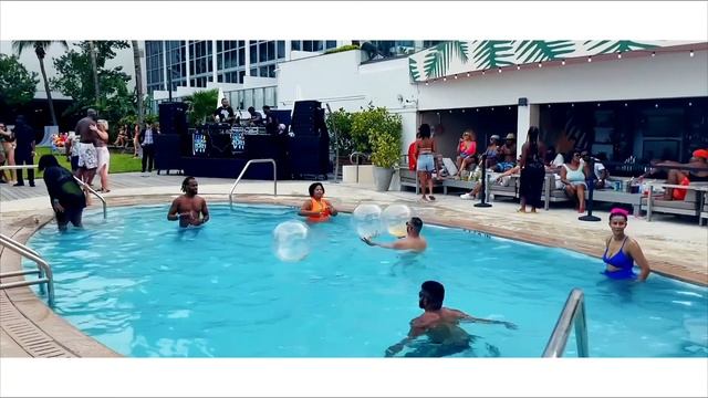 Miami Beach 2021 - Ela Parte As Costelas (Kizomba Festival) смотреть онлайн