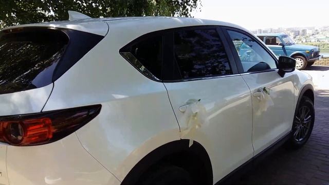 Аренда автомобиля Мазда СХ-5 с водителем на свадьбу. смотреть онлайн