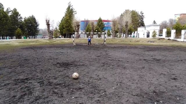штрафные удары (дворовой футбол) смотреть онлайн