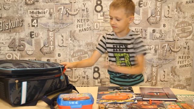 Покупки к Школе 2017 Канцелярия МОЛНИЯ МАКВИН Мультфильм ТАЧКИ #backtoschool смотреть онлайн