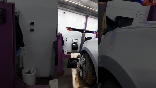 замер углов установки колес при 20°, на оборудовании ТехноВектор7 смотреть онлайн