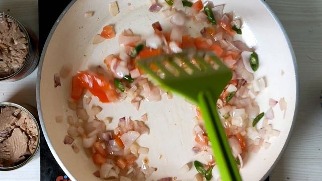 Canned Tuna Recipe for Dinner | Canned Tuna recipe to go with Rice, Roti or Bread смотреть онлайн