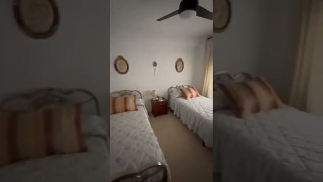 PISO SEMI-REFORMADO DE TRES DORMITORIOS CON TERRAZA EN CALLE ANTONIO MAURA EN CIUDAD JARDIN смотреть онлайн