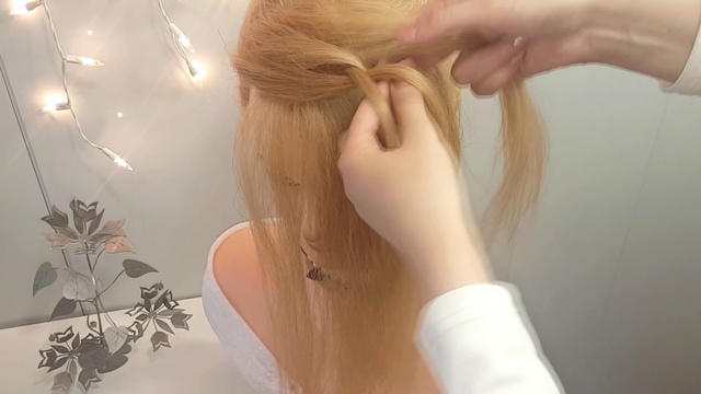 КРАСИВАЯ ПРАЗДНИЧНАЯ ПРИЧЕСКА 2017 DIY ПРИЧЕСКА ВЕЧЕРНЯЯ КОЛОСКИ DIY ПРОСТОЕ 4-х ПРЯДНОЕ ПЛЕТЕНИЕ пр смотреть онлайн