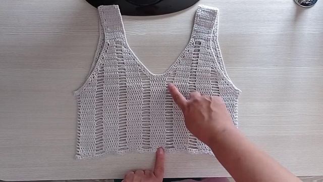 Топ крючком из стрейчевой пряжи. Описание. смотреть онлайн