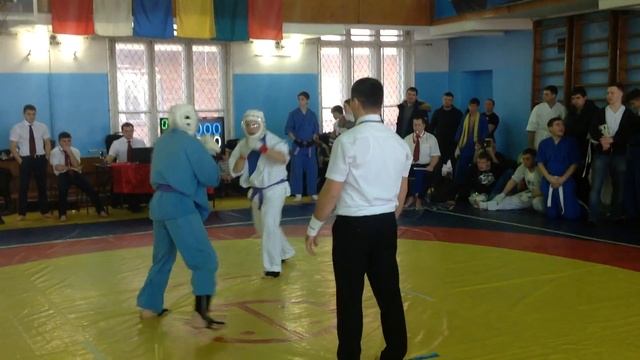 Строев Ильяс (В синем ) на ЧиП г.Владивостока по кудо 06.02.2016 смотреть онлайн