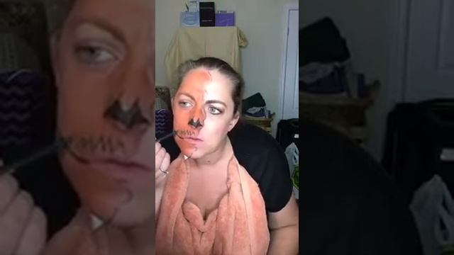 Torn Pumpkin Halloween makeup смотреть онлайн