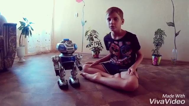 Новинка!!!! Робот с голосовым управлением!!! смотреть онлайн
