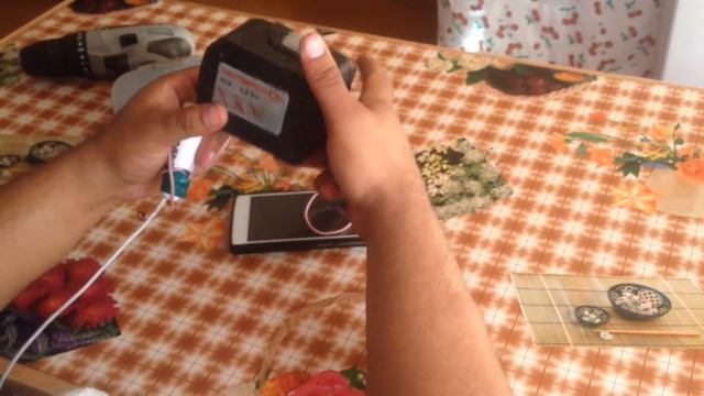 Как зарядить телефон с помощью шуруповерта смотреть онлайн