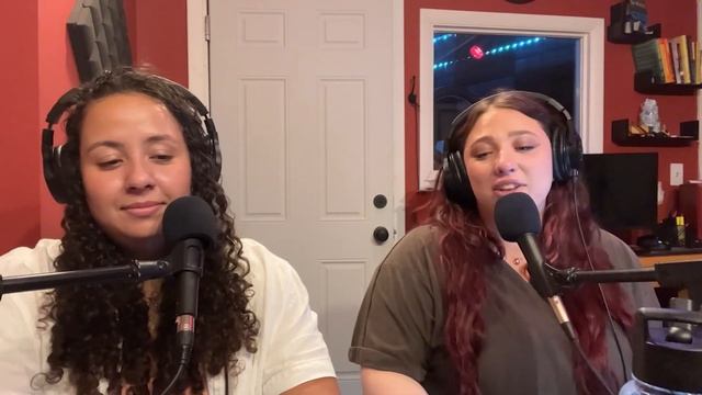 'Little Piece of Sass' by Clio Evans {CC #5} | Books N' Betches Ep: 81 смотреть онлайн